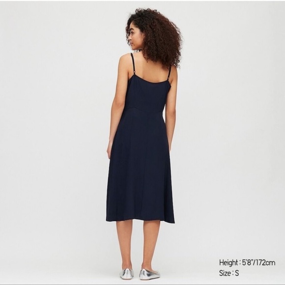 ✨Host Pick✨Uniqlo Cami Midi Dress in Navy - Picture 3 of 11